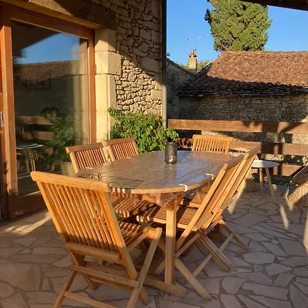 Dom wakacyjny De Charme La Pradelle