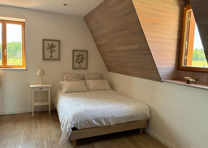 Nyaraló De Charme La Pradelle *